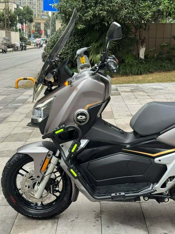 二手QJMOTOR鸿250ADV