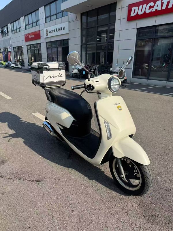二手新大洲本田NS125LA
