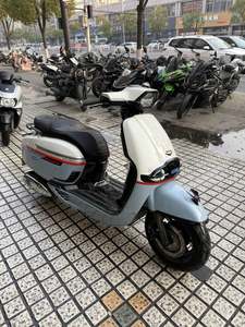 二手维多利亚Sixties 250Si