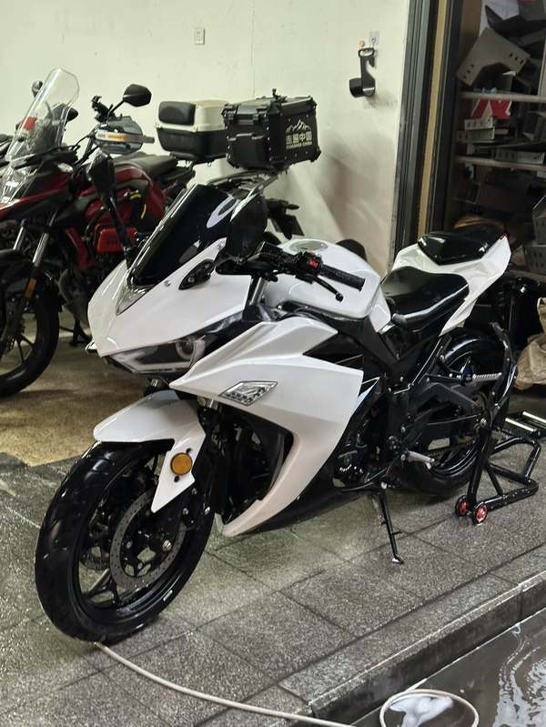 二手喜力蛟龙200