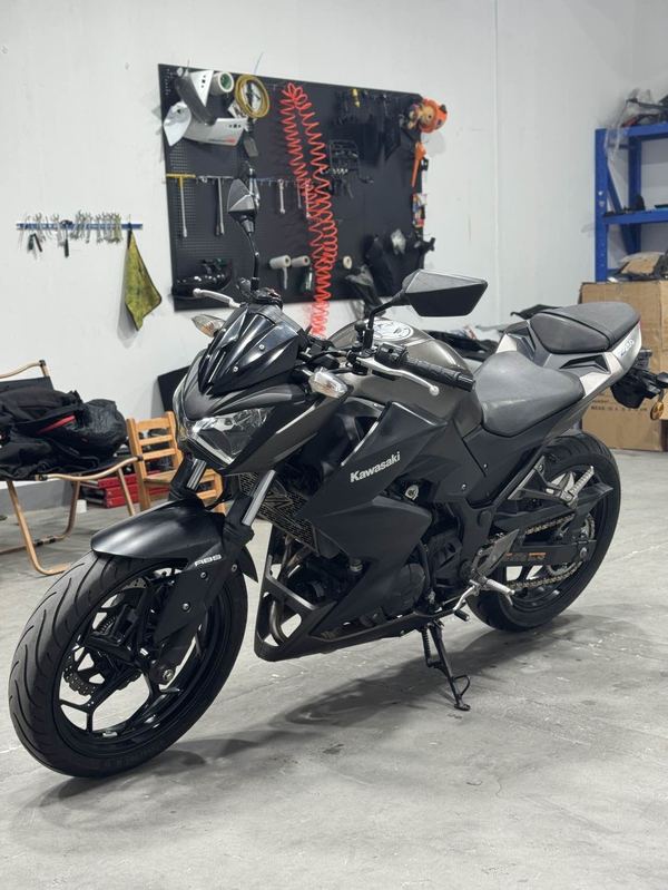 二手川崎Z 250 ABS