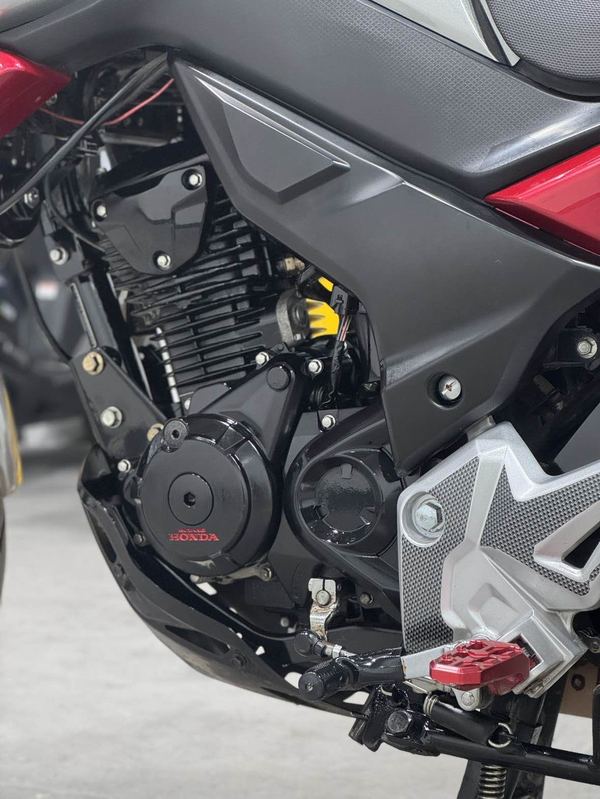 二手五羊本田猛鸷 CB190X