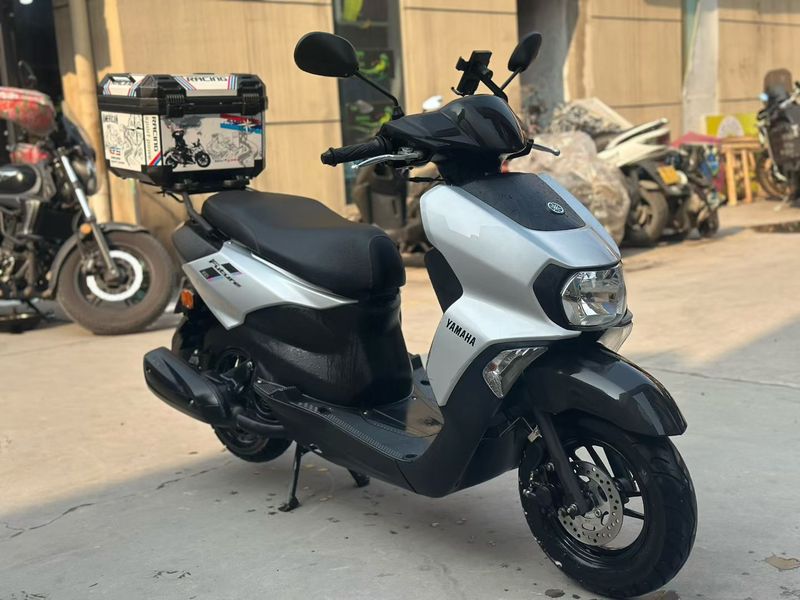 二手建设雅马哈旭鹰125