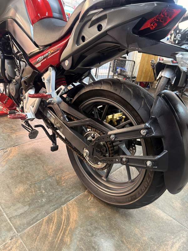 二手五羊本田猛鸷 CB190X