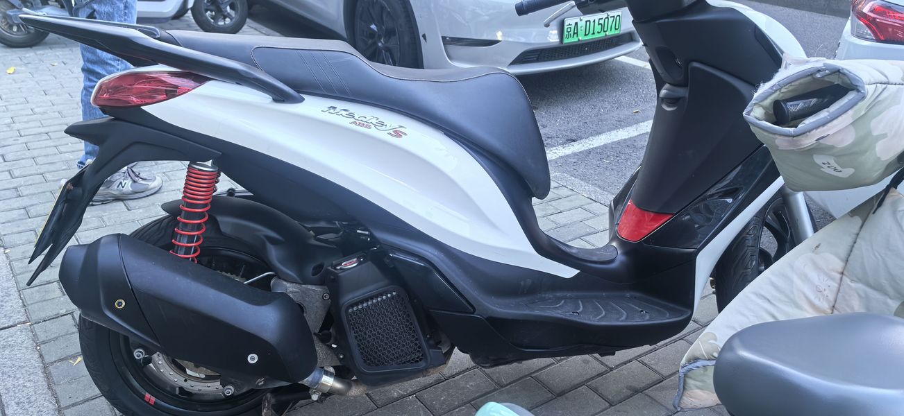 二手比亚乔Medley 150