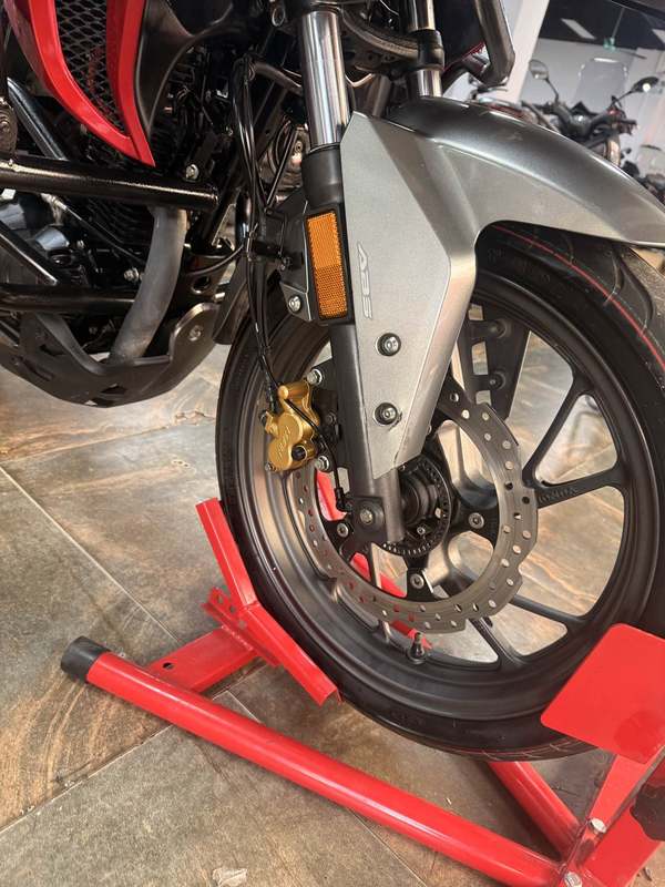 二手五羊本田猛鸷 CB190X