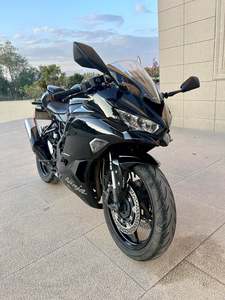 二手川崎ZX-4R