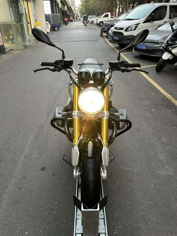 二手宝马R NineT