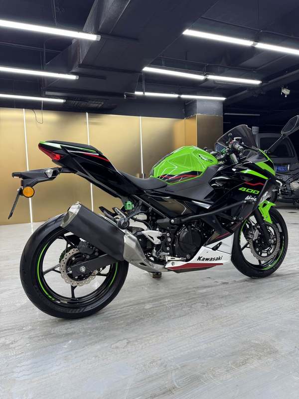 二手川崎Ninja 400