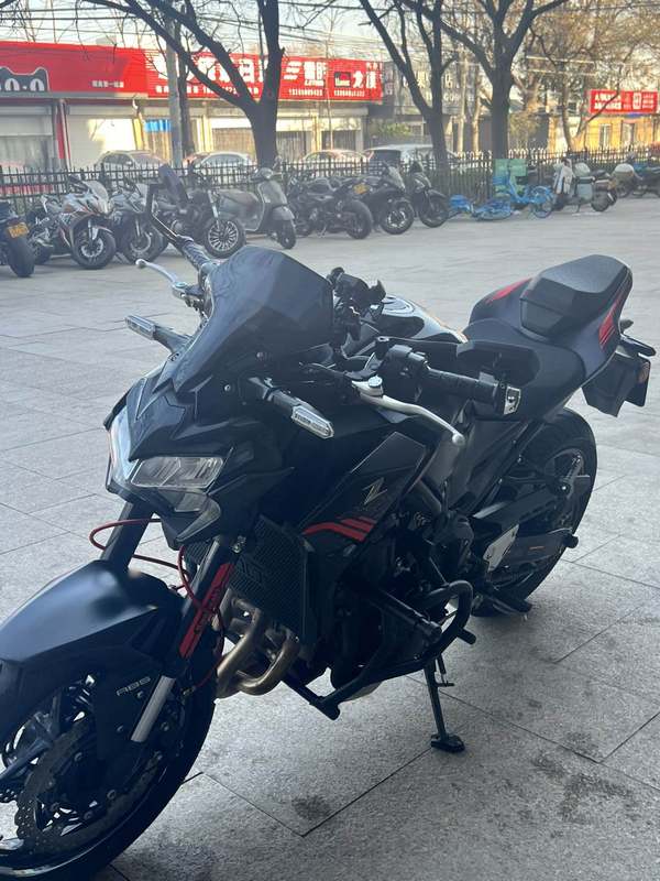 二手川崎Z900