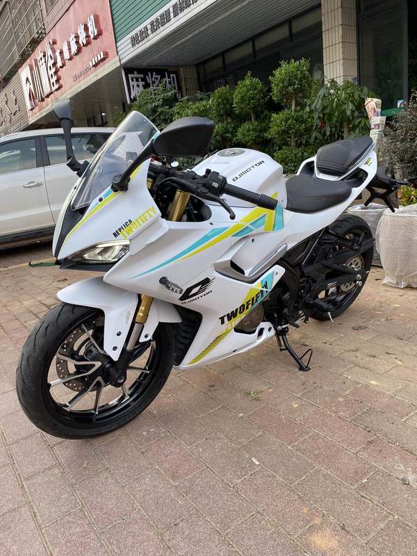 二手QJMOTOR赛250
