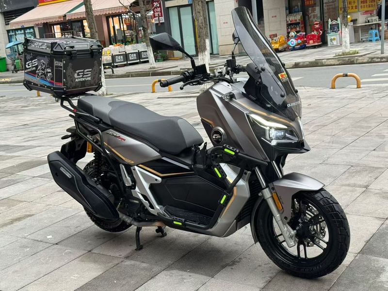 二手QJMOTOR鸿250ADV