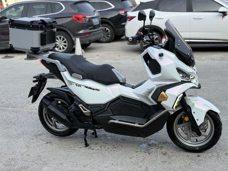 二手三阳哈士奇 Husky ADV150