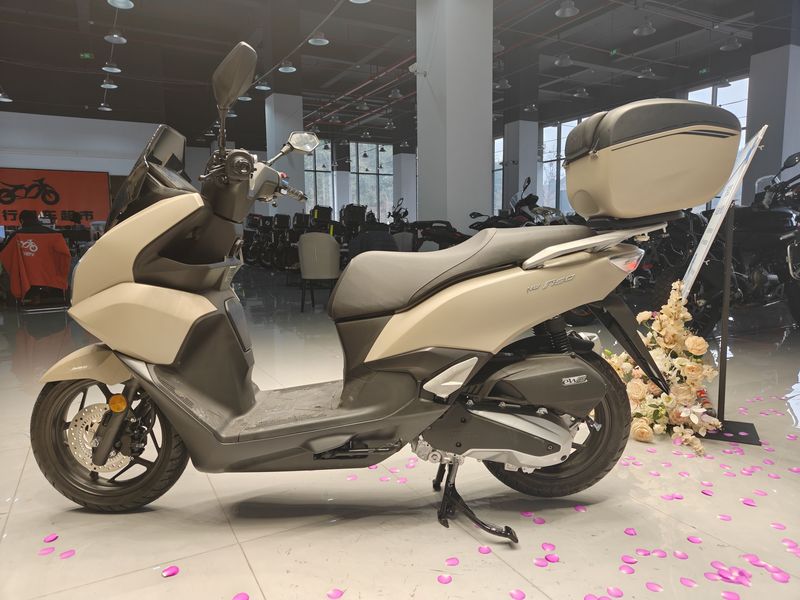 二手五羊本田NWT150