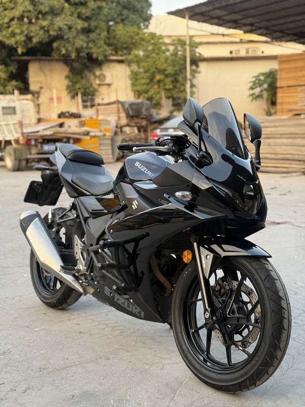 二手豪爵铃木GSX250R