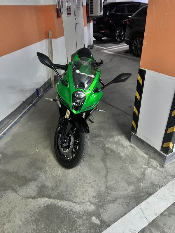 二手贝纳利龙卷风 Tornado 402R