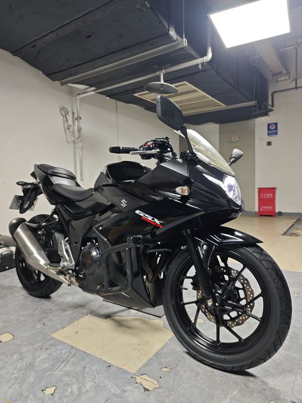 二手豪爵铃木GSX250R