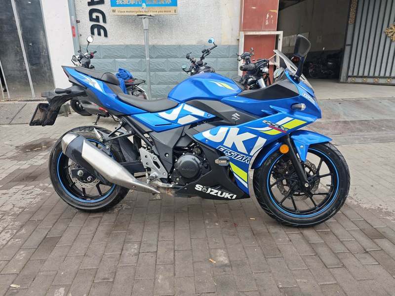 二手豪爵铃木GSX250R