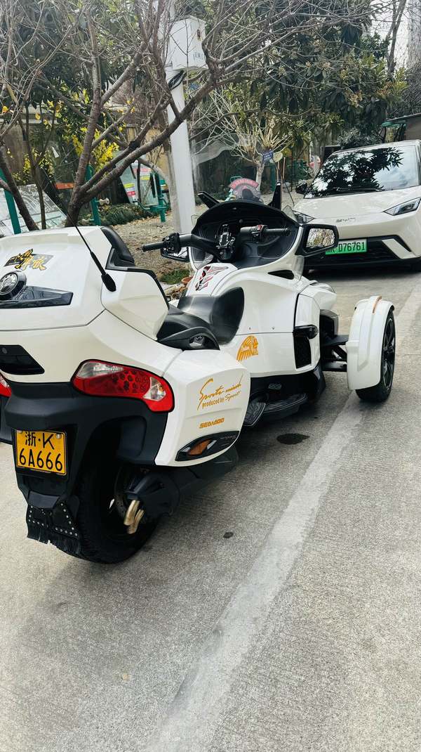 二手庞巴迪Spyder RT