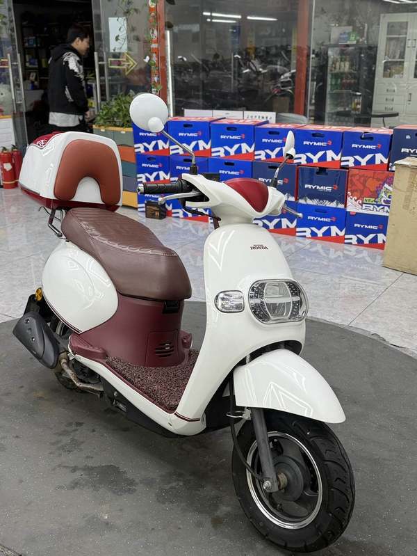 二手五羊本田Tapas 塔帕100