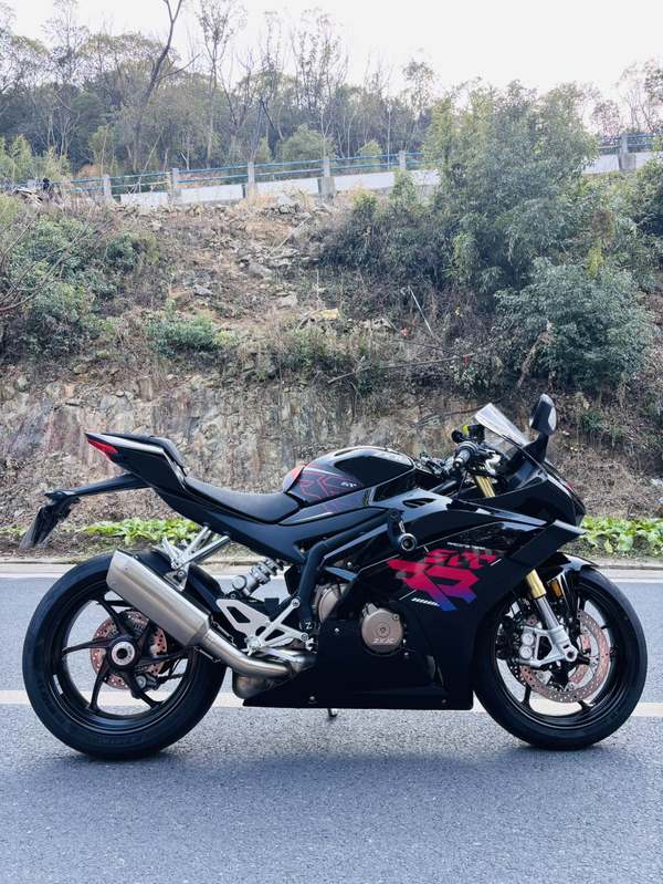 二手张雪机车500RR