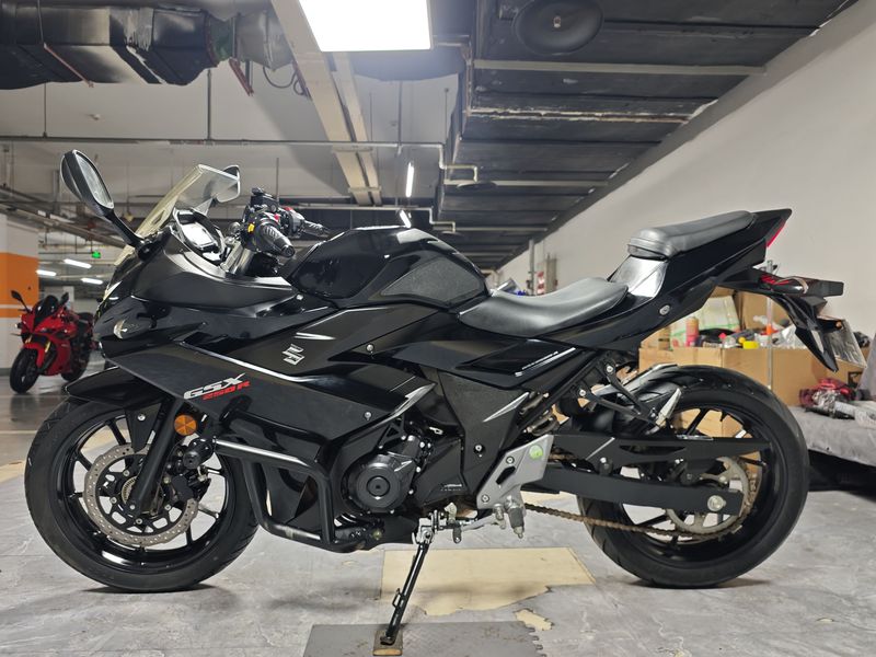 二手豪爵铃木GSX250R