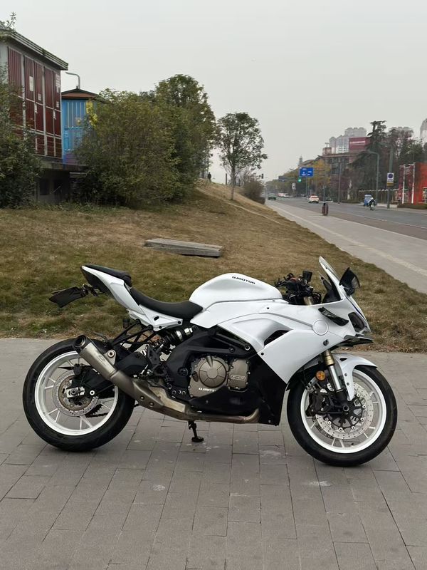 二手QJMOTOR赛600