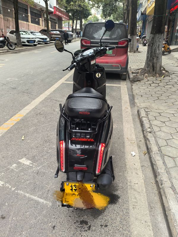 二手维多利亚Sixties 300i