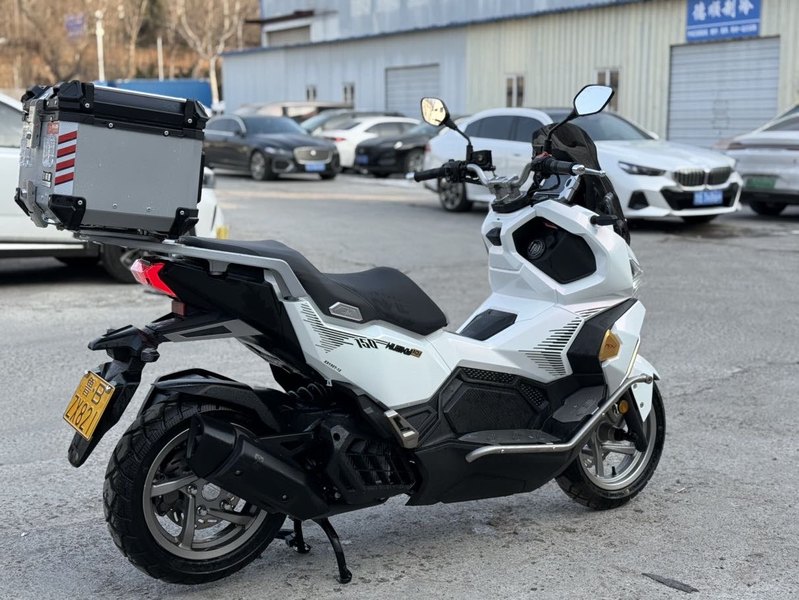 二手三阳哈士奇 Husky ADV150