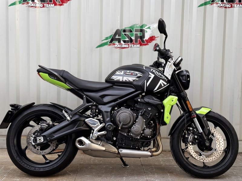 二手凯旋Trident 660