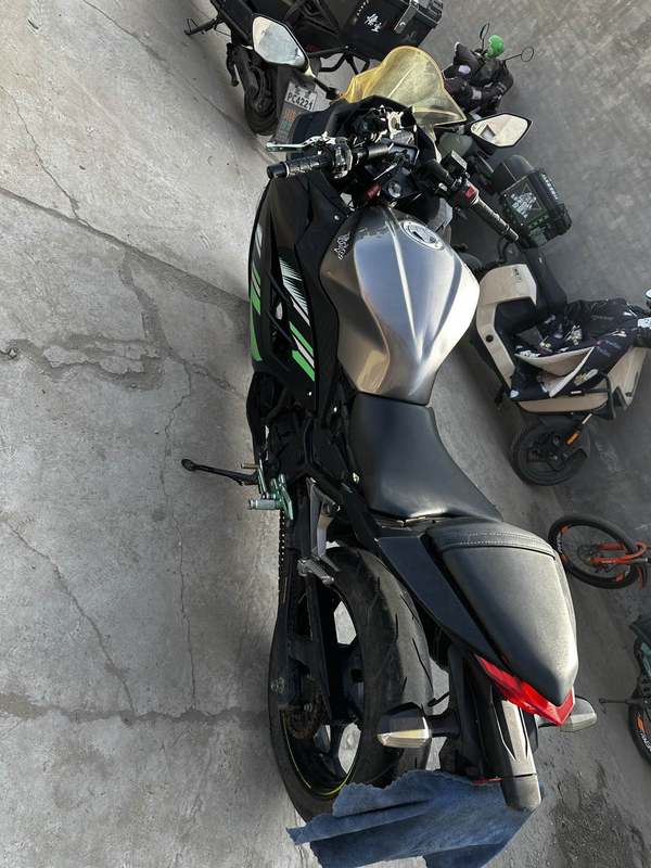 二手川崎Ninja 250