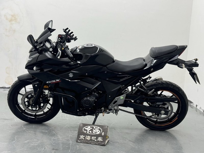 二手豪爵铃木GSX250R