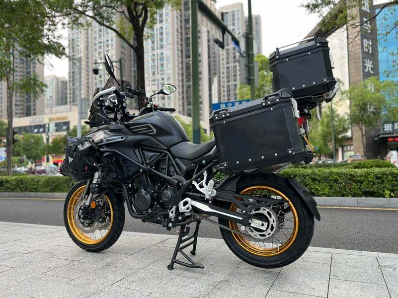 二手贝纳利TRK552