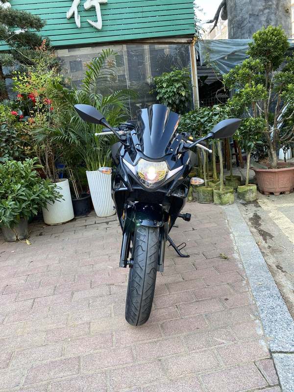二手豪爵铃木GSX250R