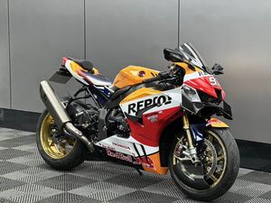 二手本田CBR 1000 RR-R