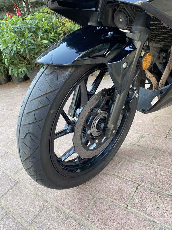 二手豪爵铃木GSX250R