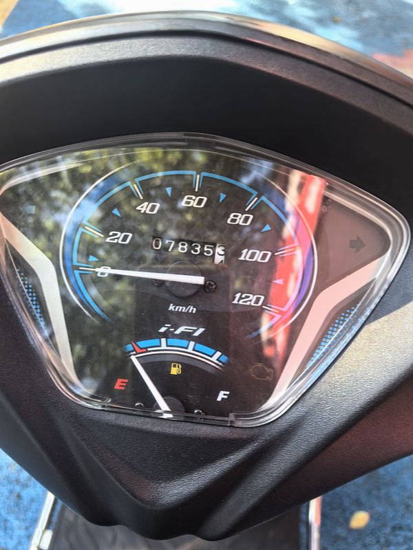 二手五羊本田SCR 喜鲨125