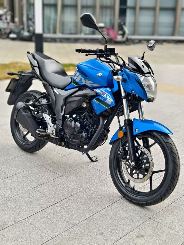 二手济南铃木极客飒 Gixxer 155 NK
