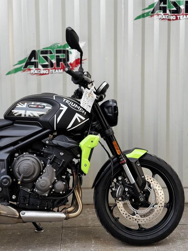 二手凯旋Trident 660