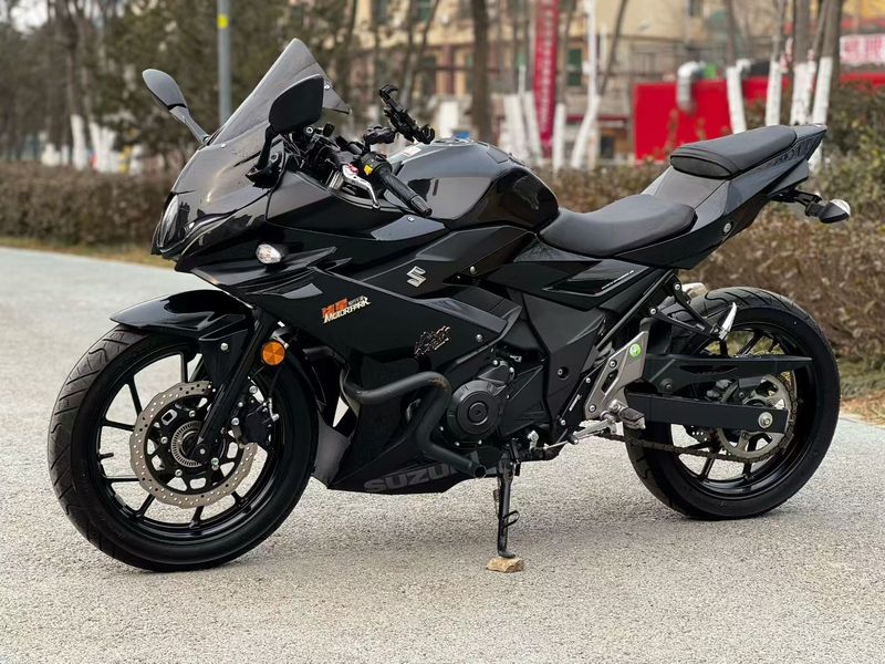 二手豪爵铃木GSX250R