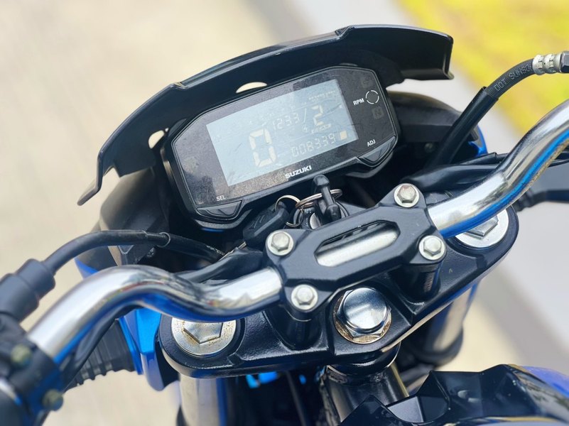 二手济南铃木极客飒 Gixxer 155 NK