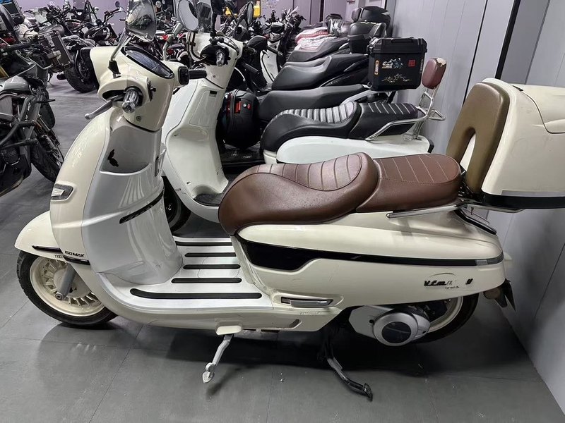 二手南方梦拉丽莎 飞戈