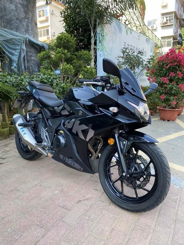 二手豪爵铃木GSX250R