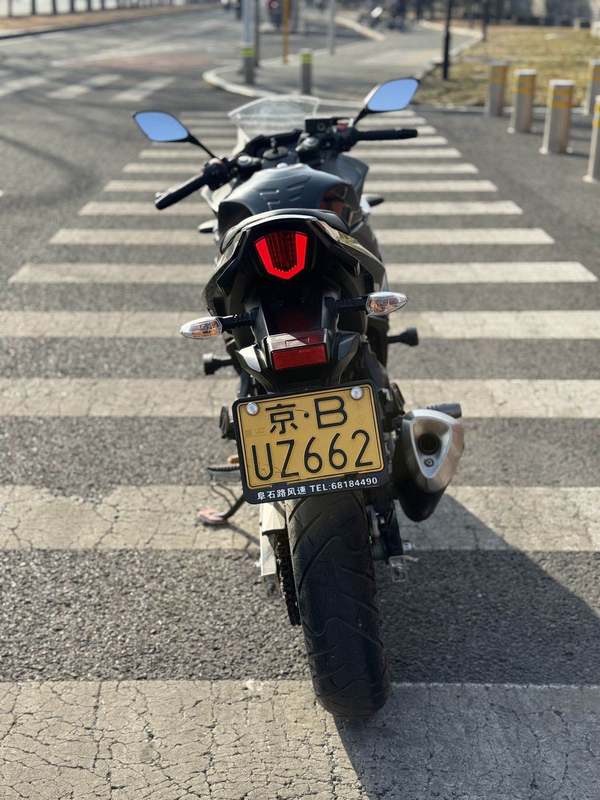 二手豪爵铃木GSX250R