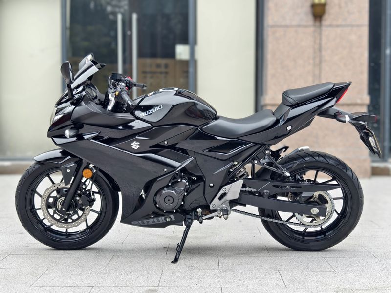 二手豪爵铃木GSX250R
