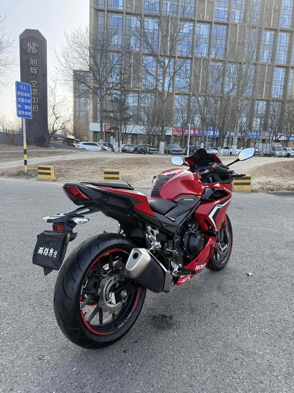 二手本田CBR400R