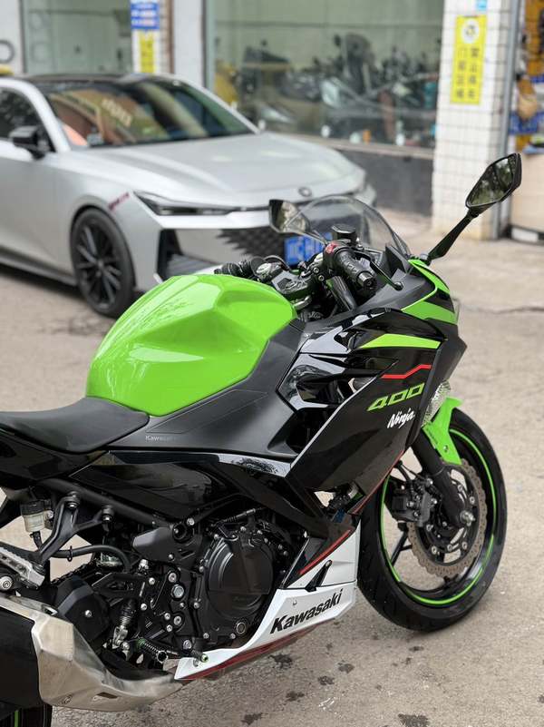 二手川崎Ninja 400