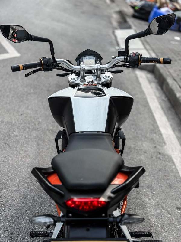 二手KTMR2R390 Duke