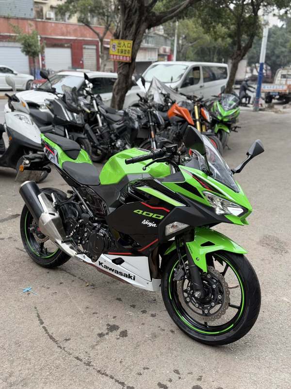 二手川崎Ninja 400