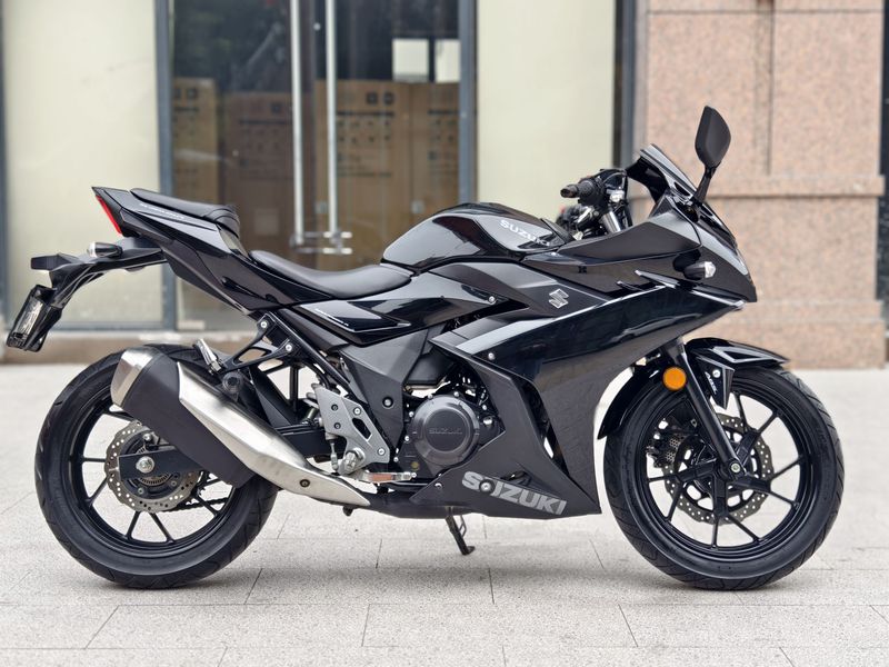 二手豪爵铃木GSX250R